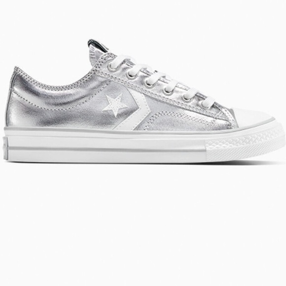 Converse Metallic Silver Star Player Low Top Sneakers - Size 10 - Picture 2 of 8